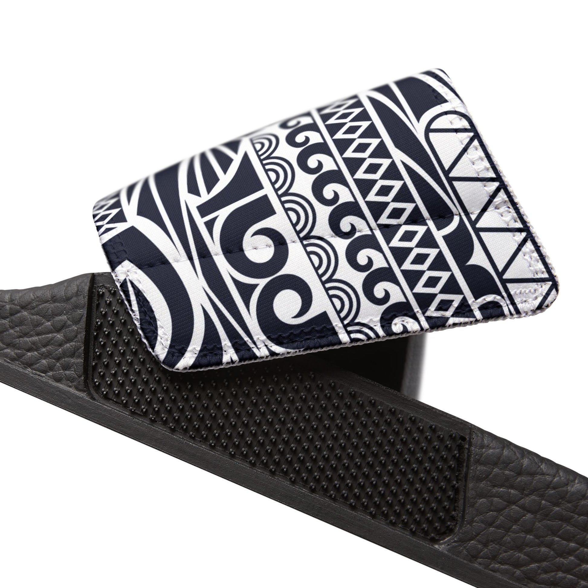 "Maori Mythos Essence" Men's Beach Sandals - Island Vibes For Life